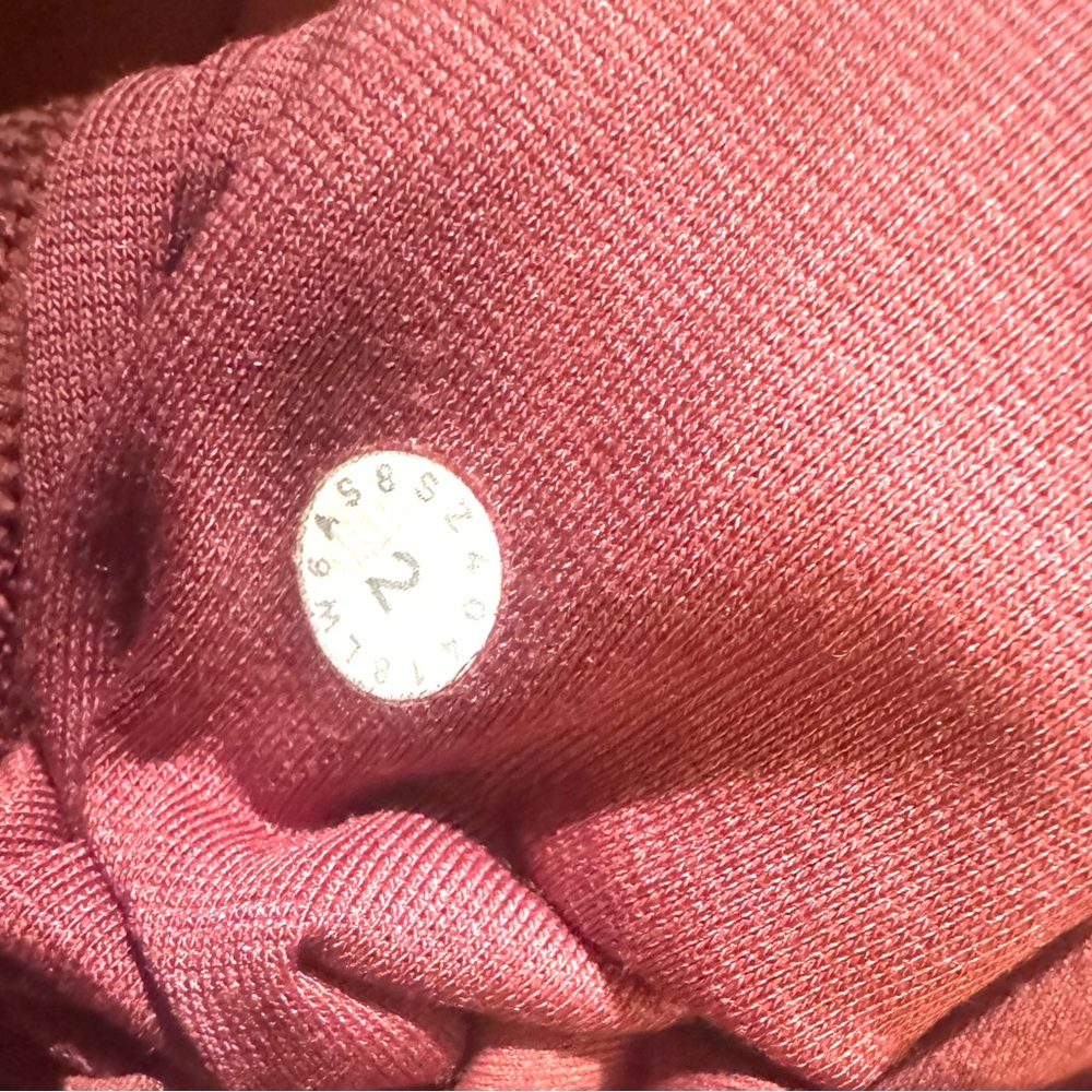 Lululemon High-Rise Wunder Under Full On Luxtreme in Chianti - Size 2 - Picture 7 of 16
